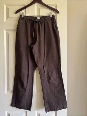 linen trousers